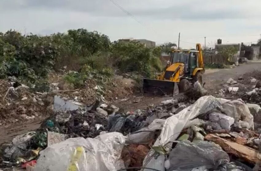  Retiran más de 136 toneladas de basura y recuperan una calle que estaba bloqueada en barrio Los Hornos